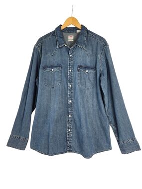 Levi's Western Denim Snap Front Shirt Large Light Wash Frayed Raw Hem Pearl Snap